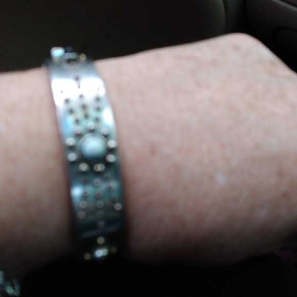 Coach Womens snap thick bracelet with starburst front design marked - Picture 1 of 4